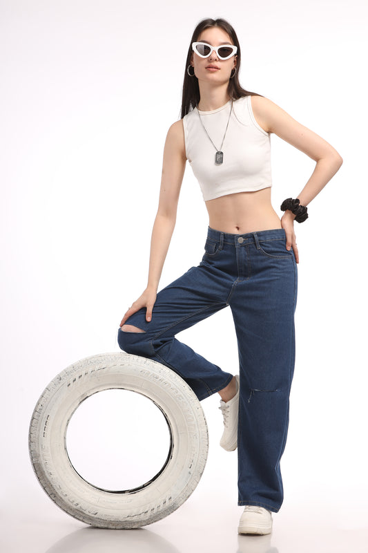 Light Knee Cut Relaxed Fit Jeans