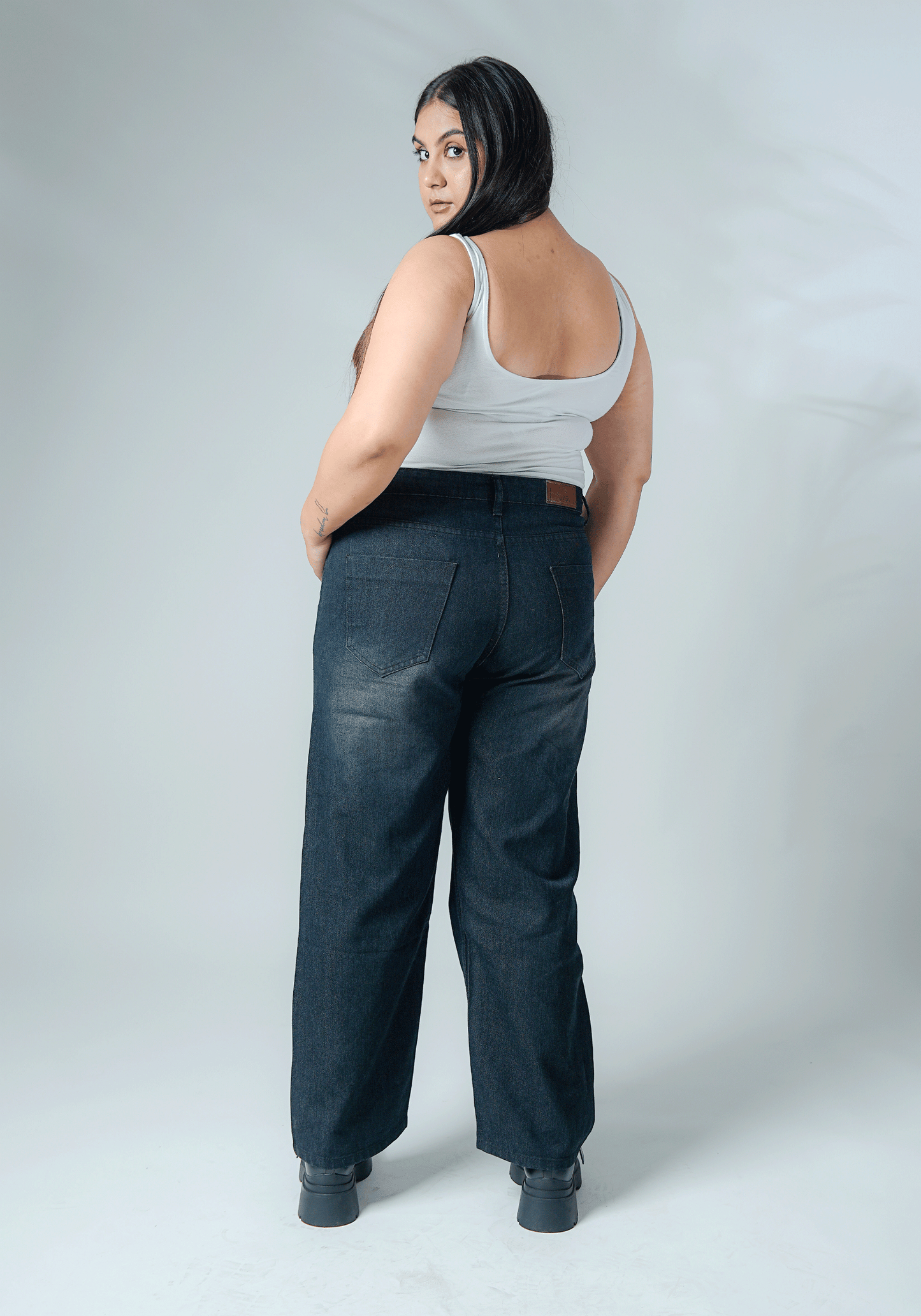 Vintage Black Wide Leg Jeans with Whiskers for Curvy