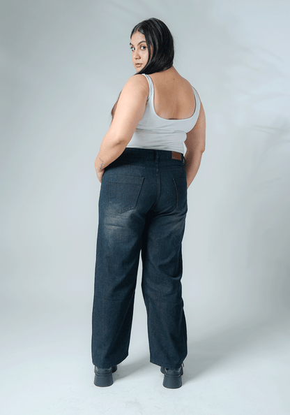 Vintage Black Wide Leg Jeans with Whiskers for Curvy