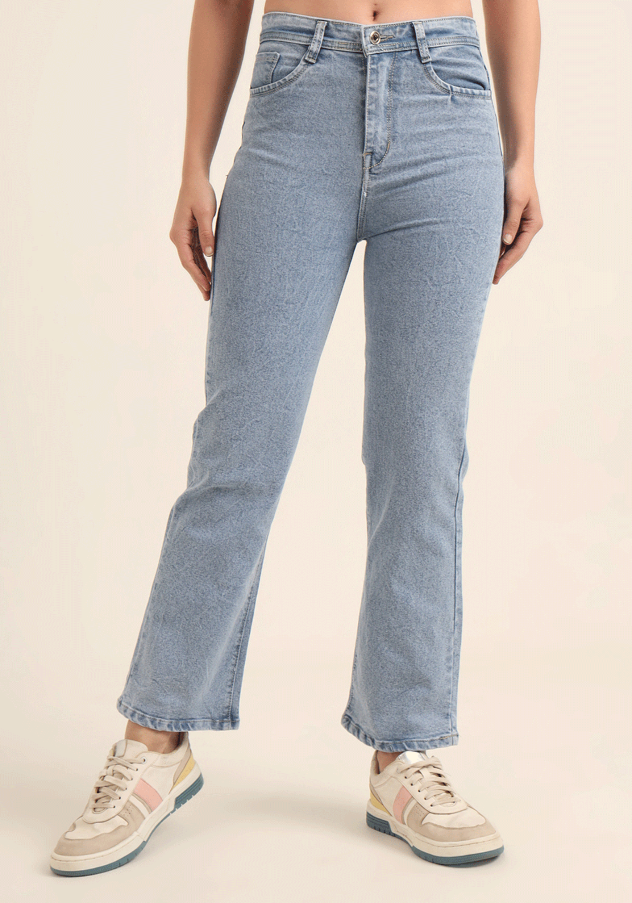 Light Blue Women's Stretch Relaxed Fit Jeans