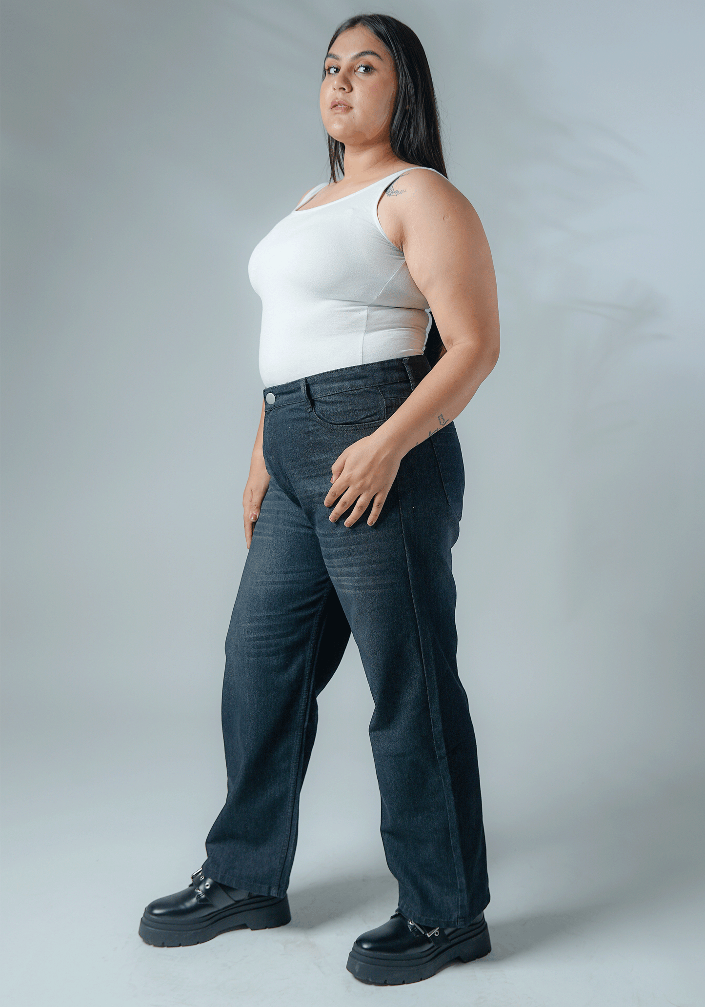 Vintage Black Wide Leg Jeans with Whiskers for Curvy