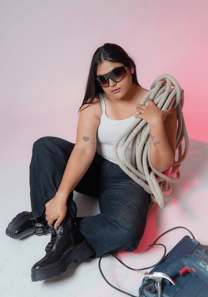 Vintage Black Wide Leg Jeans with Whiskers for Curvy