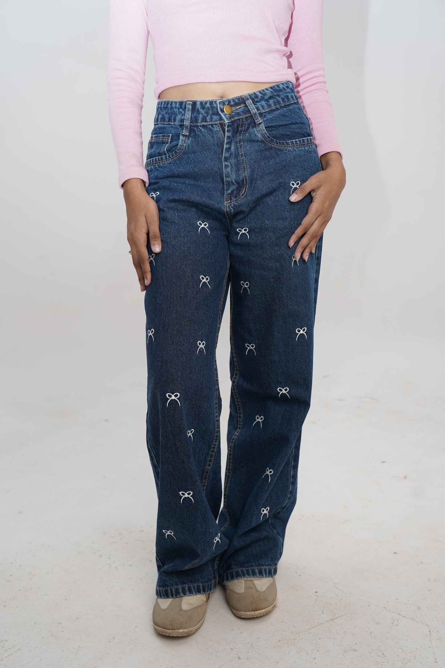 Dark Wash All-Over Bow Embroidered Baggy Jeans