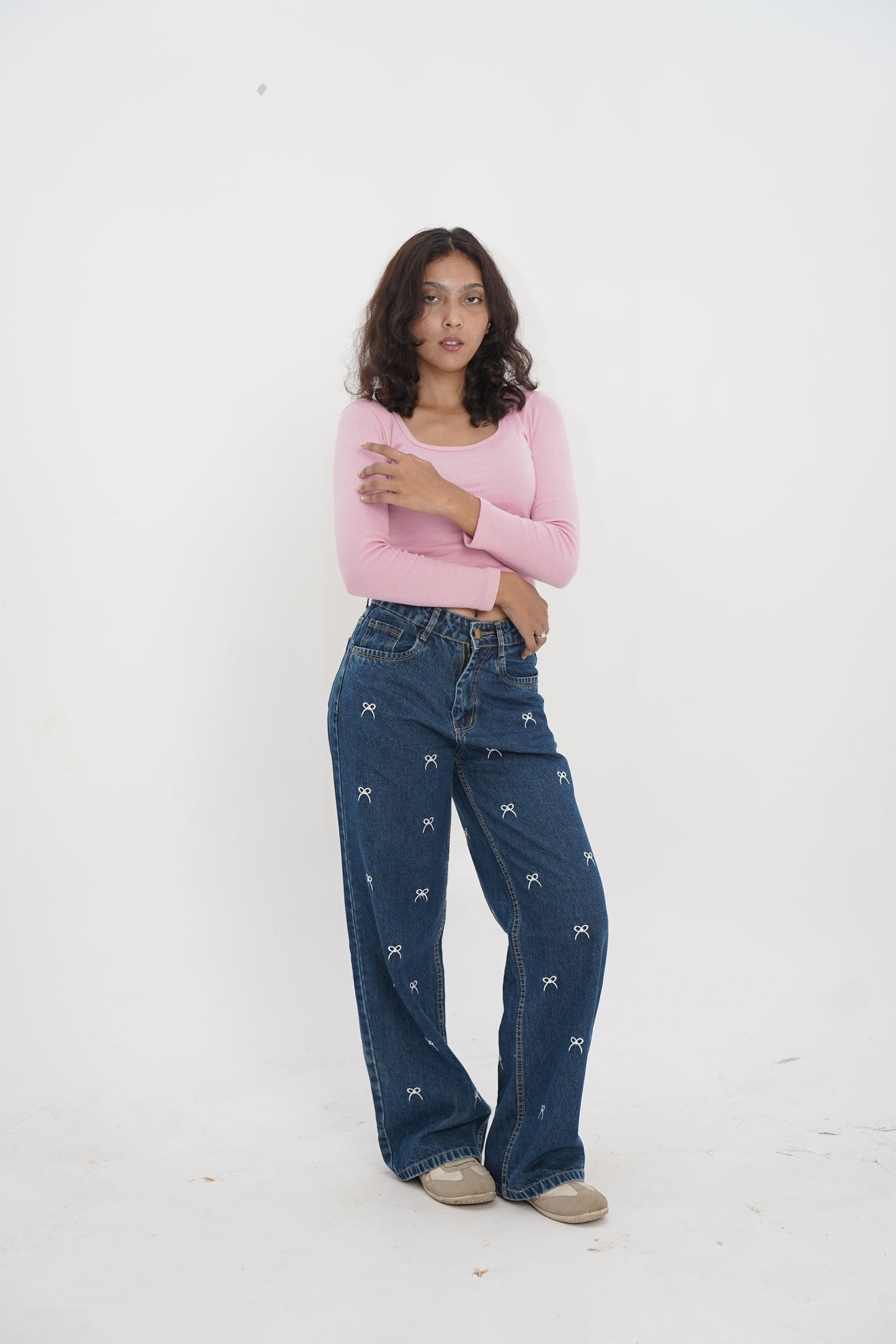 Dark Wash All-Over Bow Embroidered Baggy Jeans